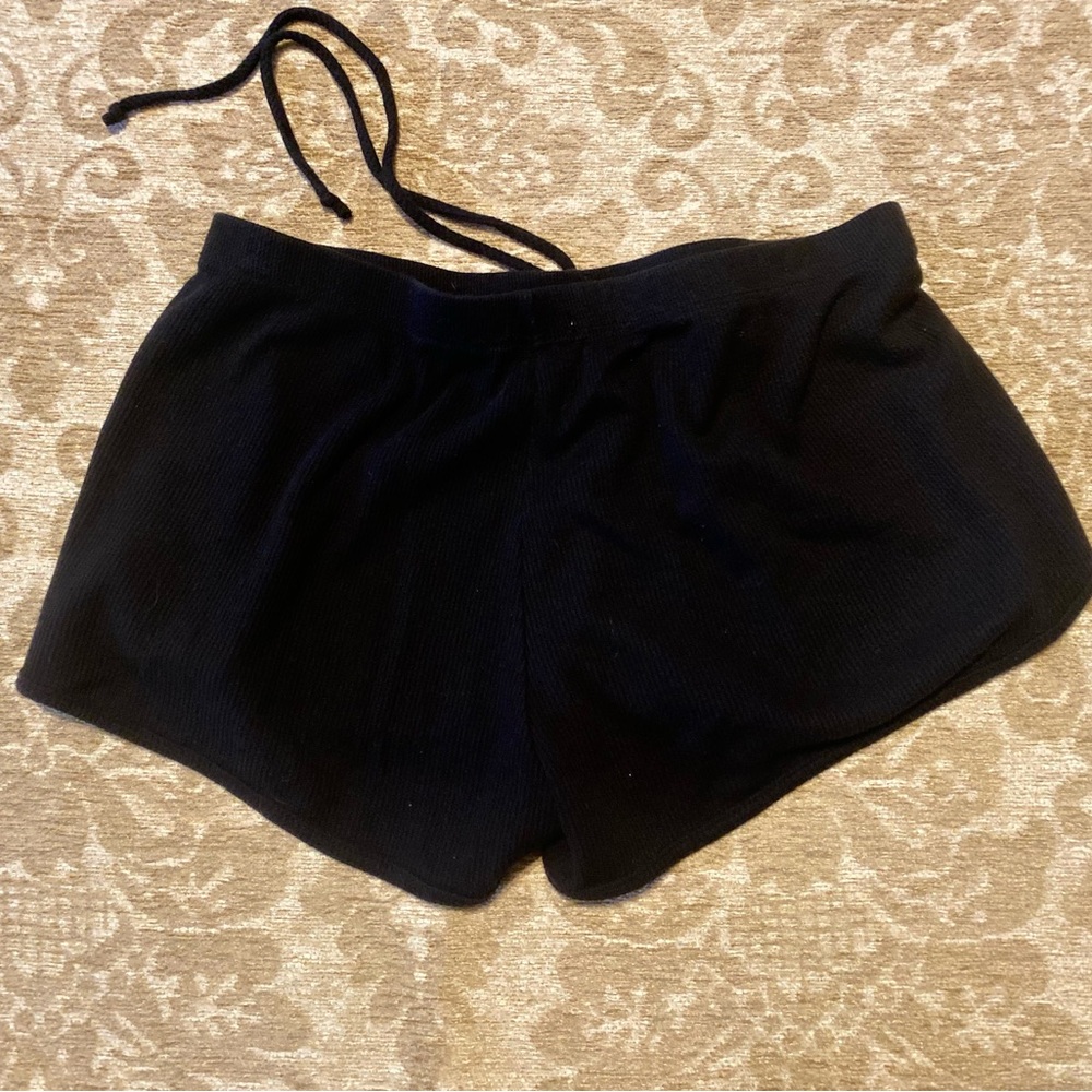 Bozzolo Large Black Shorts